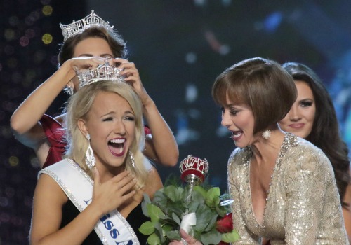 The Evolution of Pageants in Southwest Washington: The Impact of Social Media